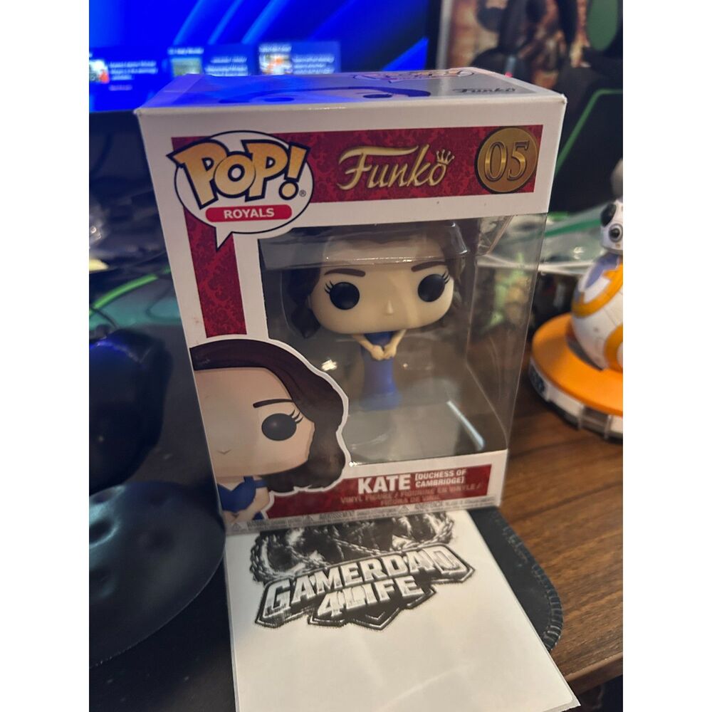 Funko Pop! Royals - Duchess of Cambridge Kate Middleton Vinyl Figure # 05
